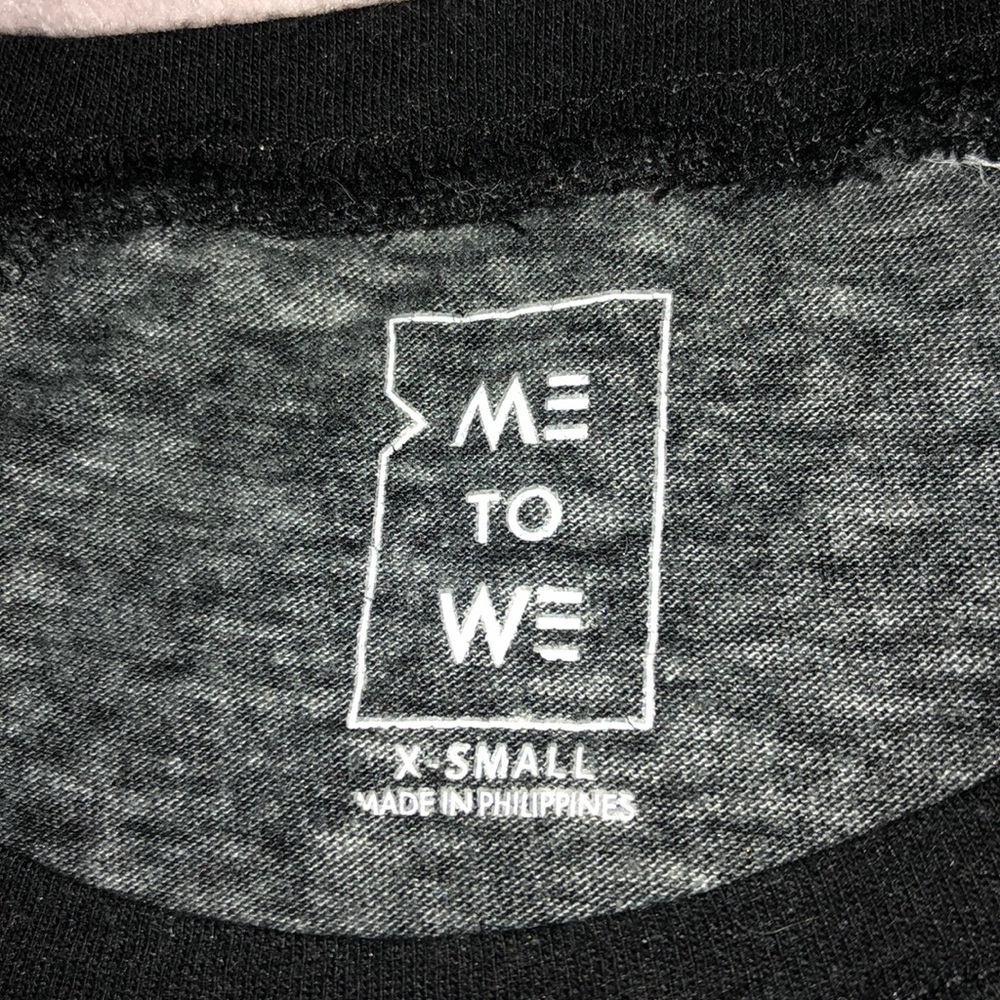 Patterned Top - Picture 3 of 3